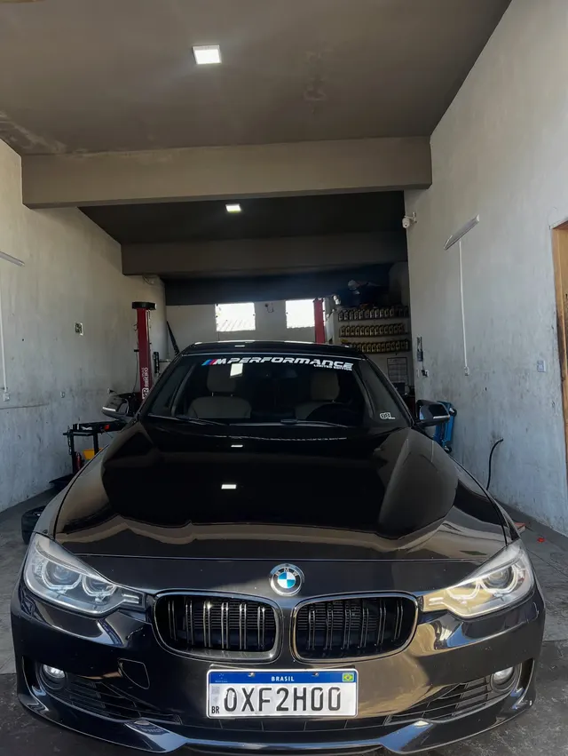 BMW 320i